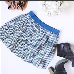 Club Monaco skirt sz 2